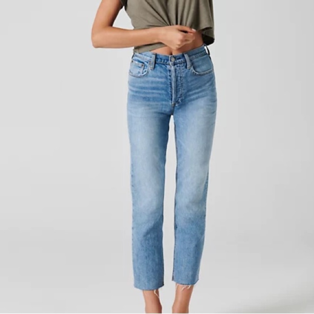 Aritzia - Denim Forum - Arlo High Rise Straight Jean - Size 25